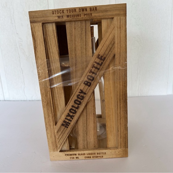 ARTLAND MIXOLOGY GIN DECANTER IN WOODEN CRATE NWT - Picture 7 of 16